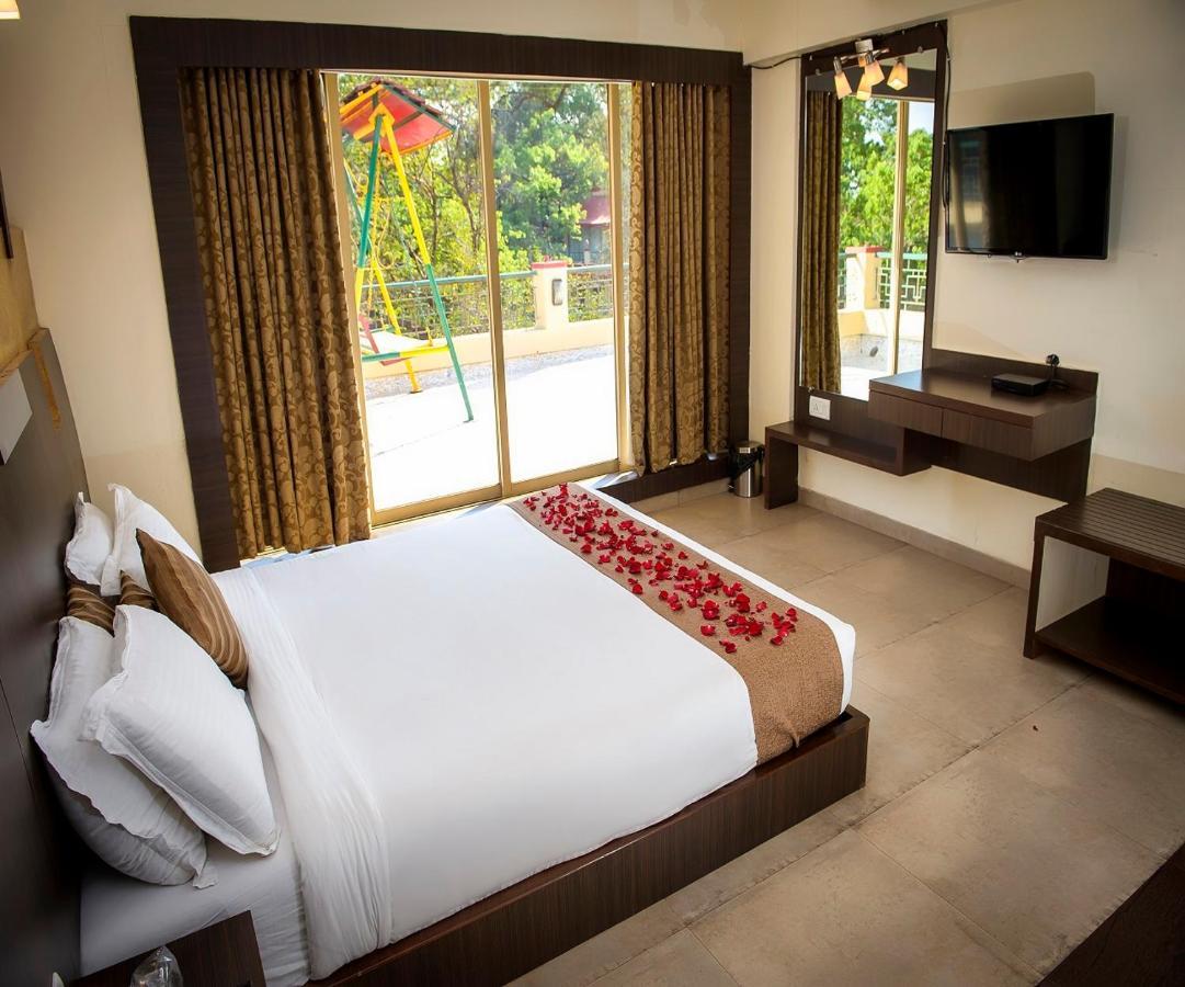 Adamo The Resort Matheran Exterior foto